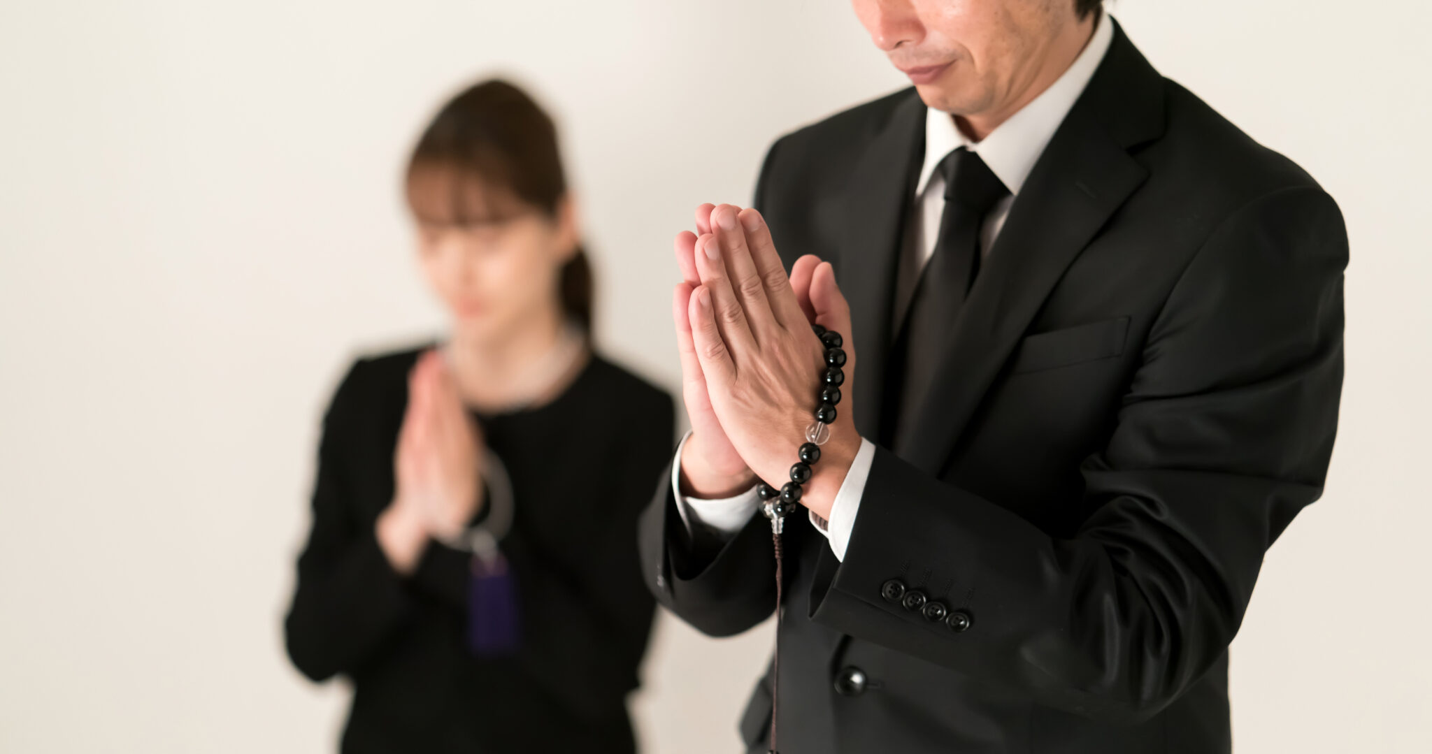 葬儀と六曜の関係は？友引を避ける理由や葬儀の日取りの決め方を解説【みんなが選んだ終活】
