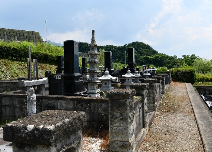 沼田市営 平原墓地 写真