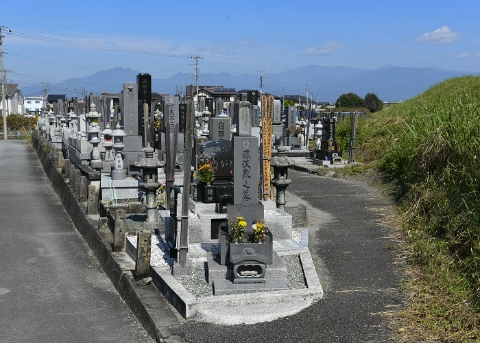 南アルプス市営 浅原共同墓地 写真