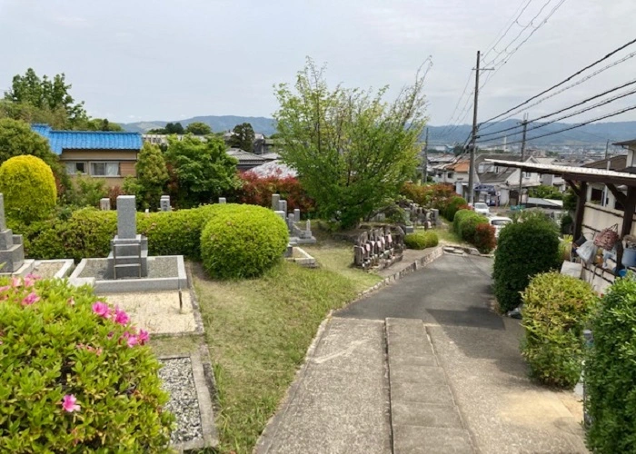 奈良市営墓地　七条町南山墓地 写真