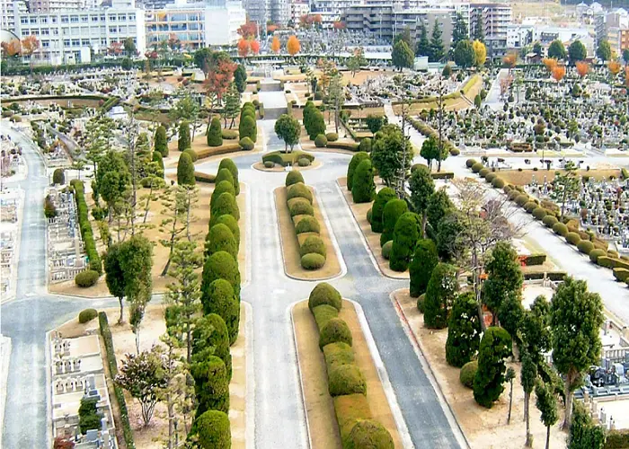 大阪市設服部霊園 写真