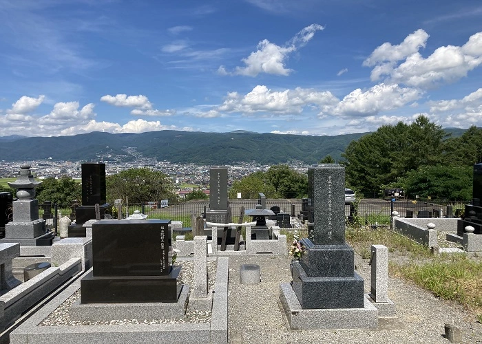 諏訪市営 大熊墓地 写真