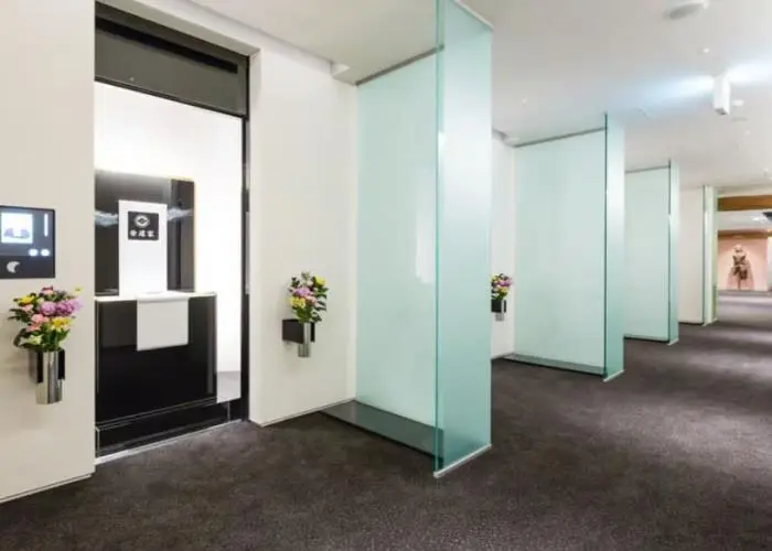 月輪山千光寺 月の廟庭 写真