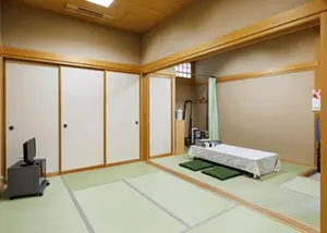 葬仙 余子ホール 写真