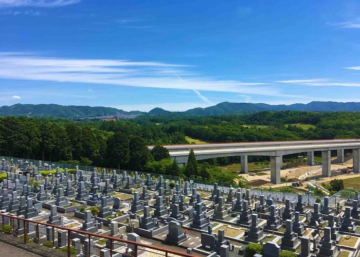 仏心霊園 写真