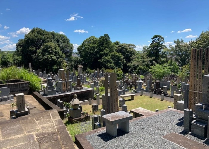 京都市宝塔寺山墓地 写真