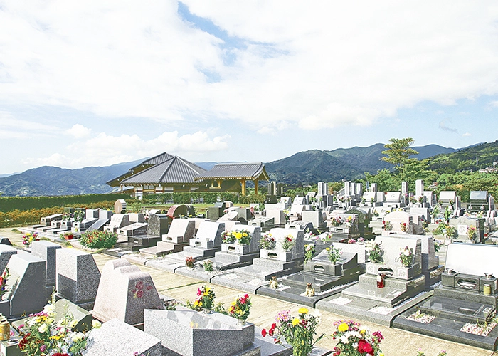 湯河原吉祥公園墓地 写真