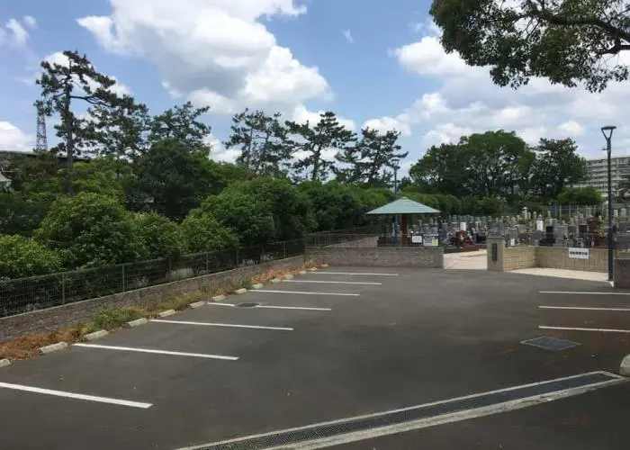 江坂霊園 写真