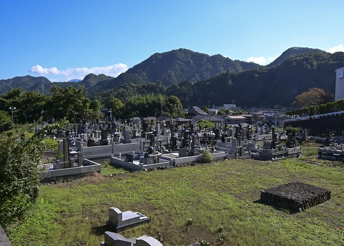 上野原市営 八ッ沢共同墓地 写真