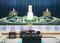 カゴタツホール