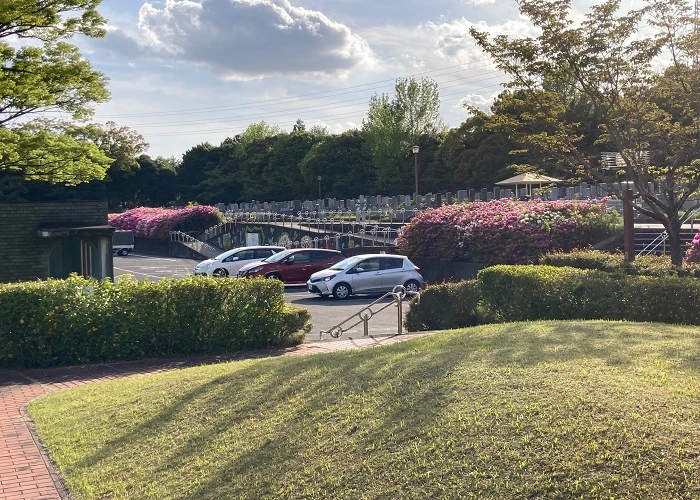 勅使墓園 写真