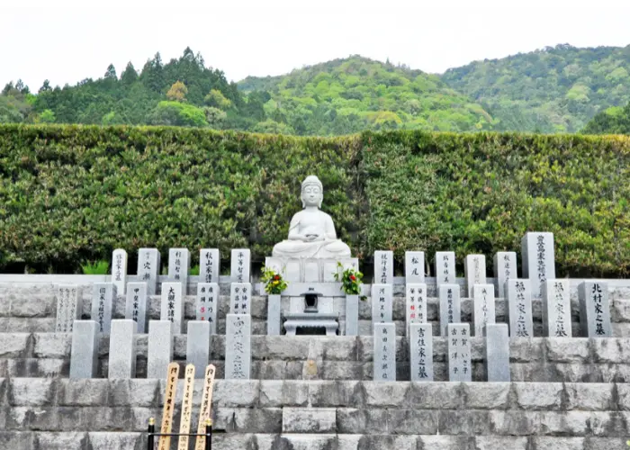 東窟寺霊園 写真