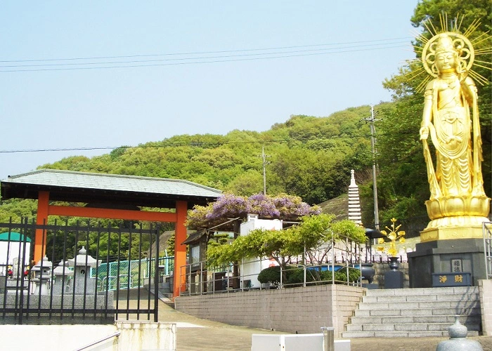 信貴山大窪寺 写真