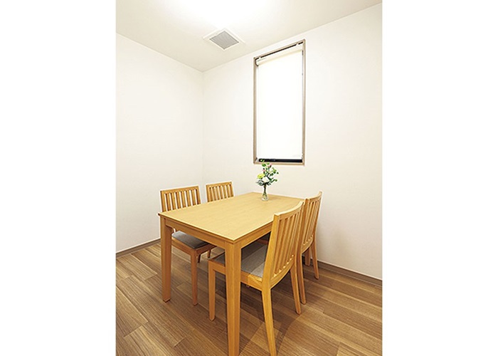 エンディングハウス花園 写真