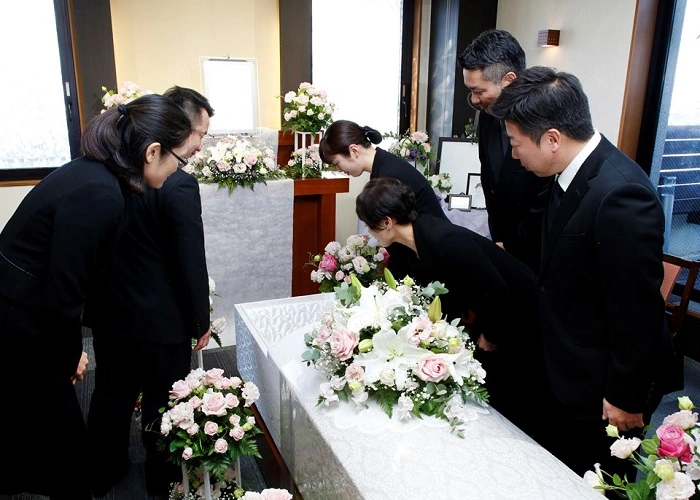 加納会館 ファミリエ 写真