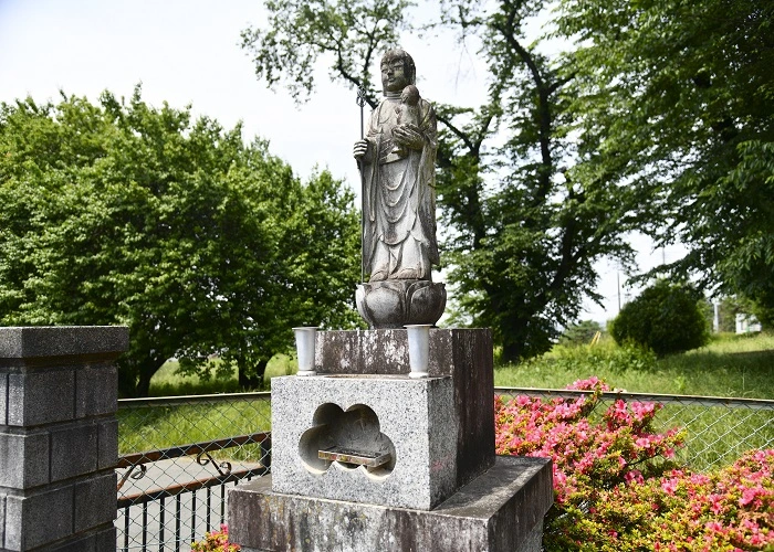 桐生市新里町 中塚霊園 写真