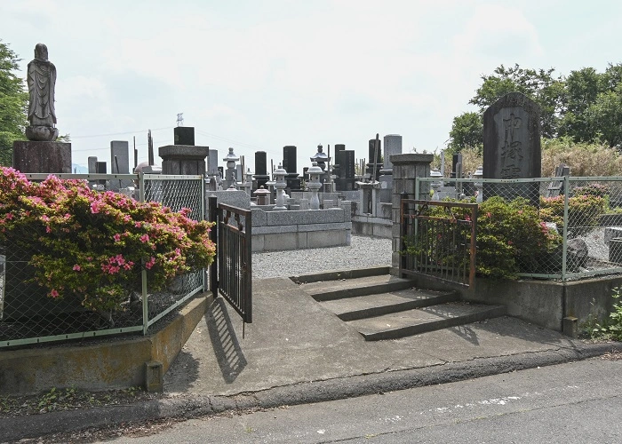 桐生市新里町 中塚霊園 写真