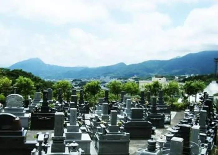鶴見やすらぎ霊園 写真
