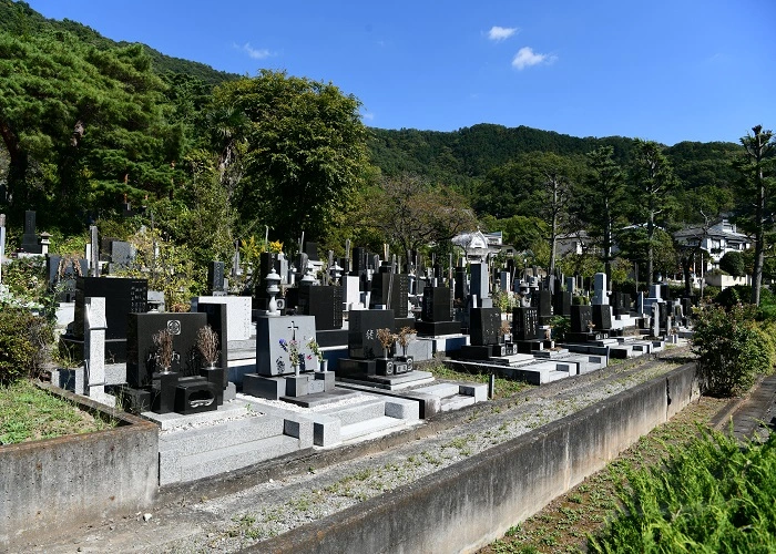 甲府市つつじが崎霊園 写真