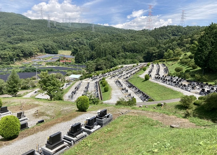塩尻市営 東山霊園 写真