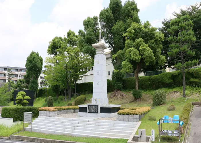 大阪市設服部霊園 写真