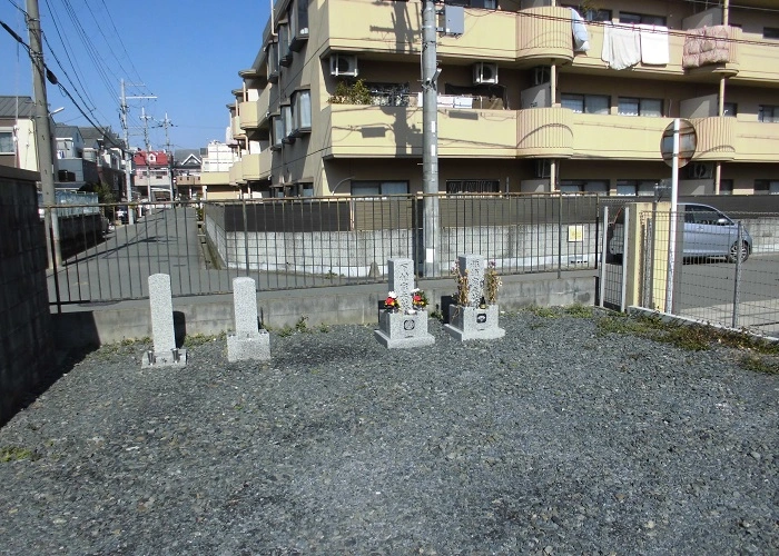 西光寺 久貝墓地 写真