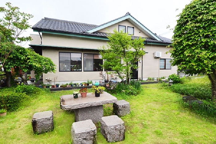 槻の城山霊園 写真