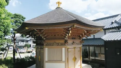 妙泉寺 久遠廟 写真