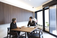 ご相談は無料で承ります 写真