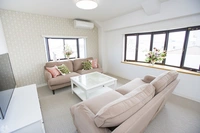 控室(リビングルーム・和室) 写真