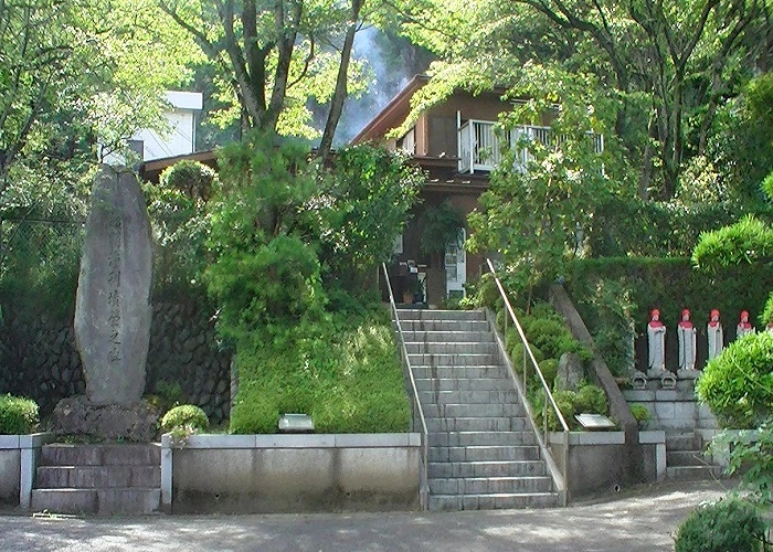 東京秋田霊園 写真