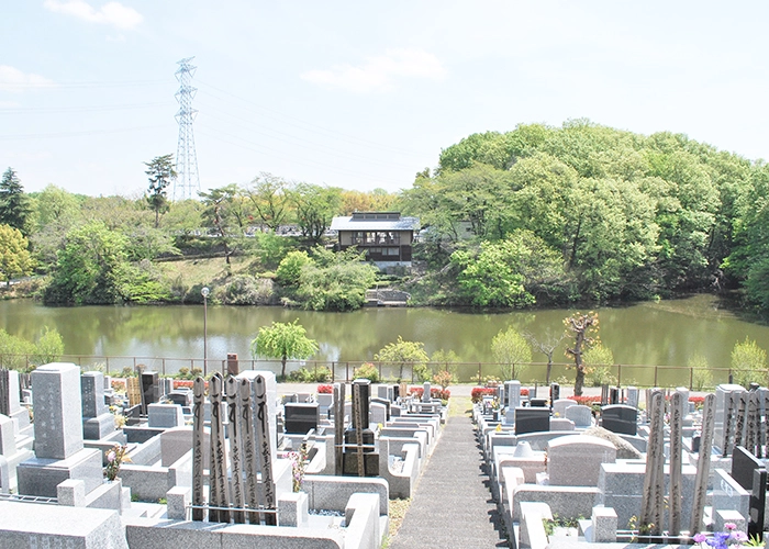 森林湖畔霊苑 写真