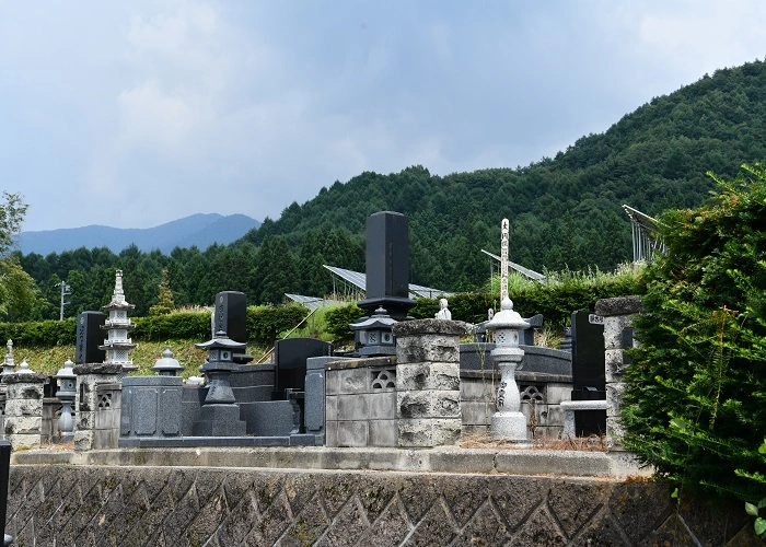 沼田市営 平原墓地 写真