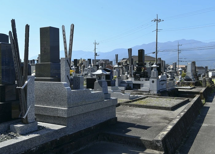 南アルプス市営 浅原共同墓地 写真