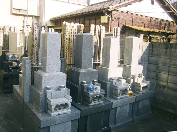 日曜寺墓苑 写真