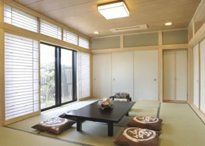 日典ラサ 華弥堂 みむろ 写真