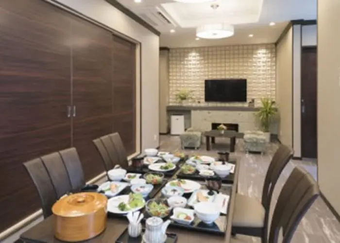 日典ラサ 華弥堂 みむろ 写真